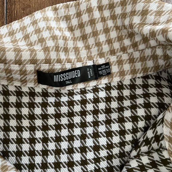 Misguided oversized button up shirt - Picture 3 of 4